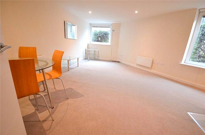 2 Bedroom Apartment To Rent In Spectrum, Blackfriars Lodge, Blackfriars Road, Salford, Greater Manchester, M3