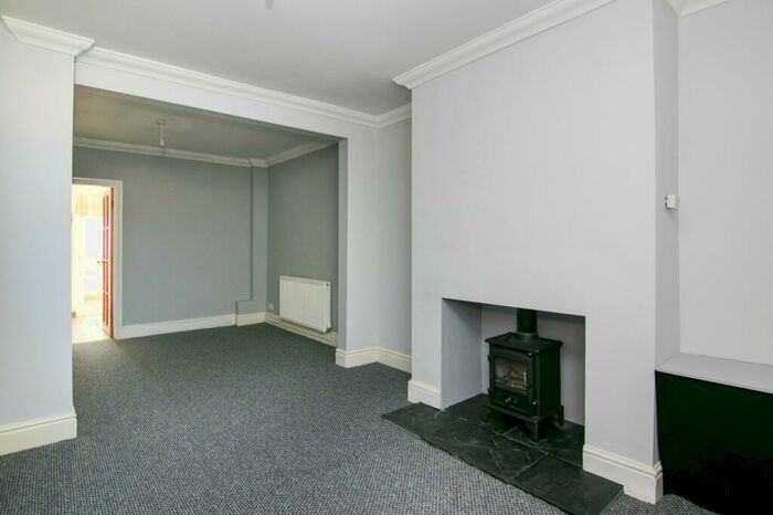 2 Bedroom Terraced House To Rent In Alma Street, CH3