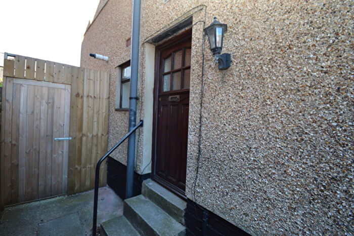 2 Bedroom Flat To Rent In Serpentine Road, Wallasey, CH44