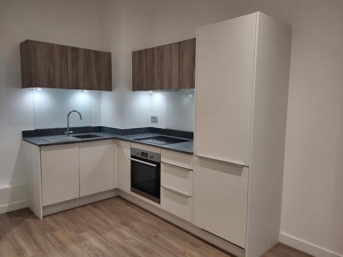 1 Bedroom Apartment To Rent In North Star House, SN2