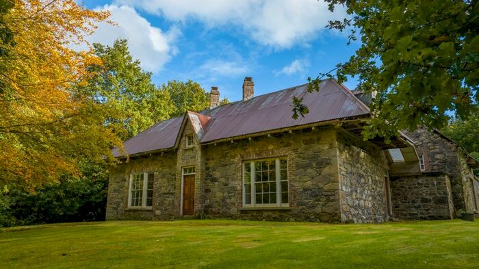 Property For Sale In Burrenbridge Road, Castlewellan, BT31