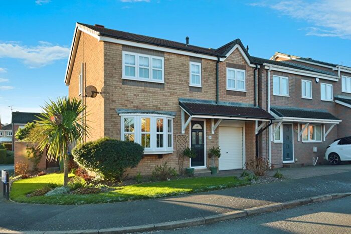 4 Bedroom Detached House For Sale In Collingbourne Avenue, Sothall, Sheffield, South Yorkshire, S20