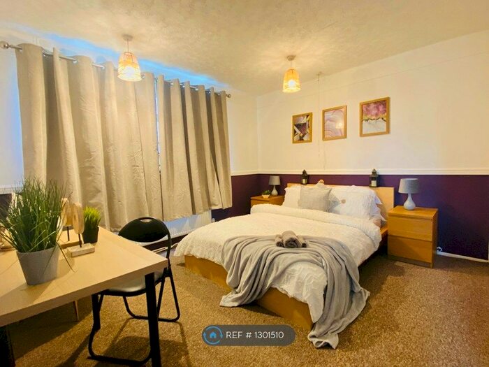 4 Bedroom End Of Terrace House To Rent In Freeburn Causeway, Coventry, CV4