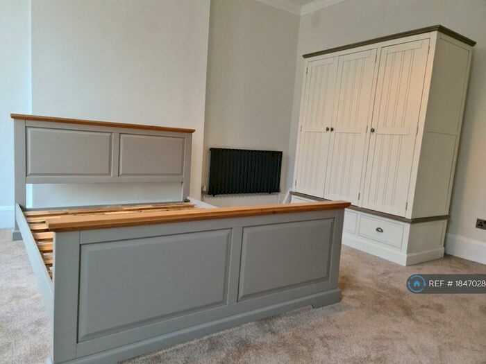 2 Bedroom Flat To Rent In Penrhyn Road, Colwyn Bay, LL29