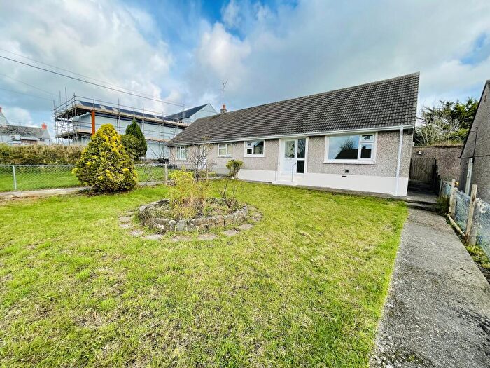 2 Bedroom Bungalow To Rent In Dwrbach, Fishguard, SA65