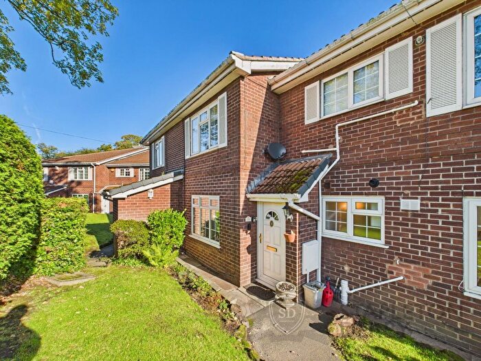 2 Bedroom Flat For Sale In Craven Road, Rainhill, Prescot, L35