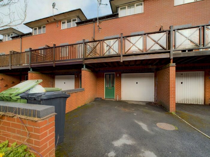 3 Bedroom Town House To Rent In Coningsby Street, Hereford, HR1