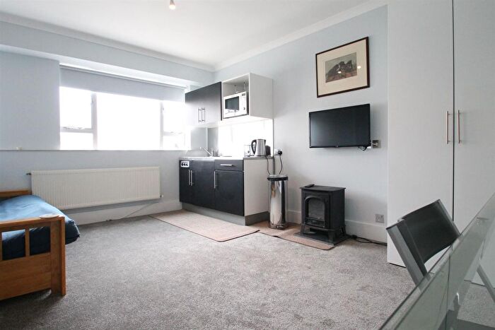 Studio To Rent In Sloane Avenue, London, SW3