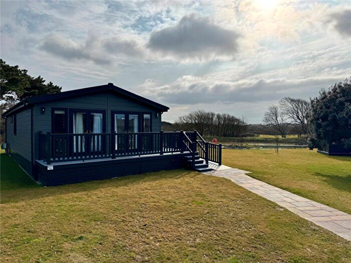 2 Bedroom Park Home For Sale In Shorefield Country Park, Near Milford On Sea, Hampshire, SO41