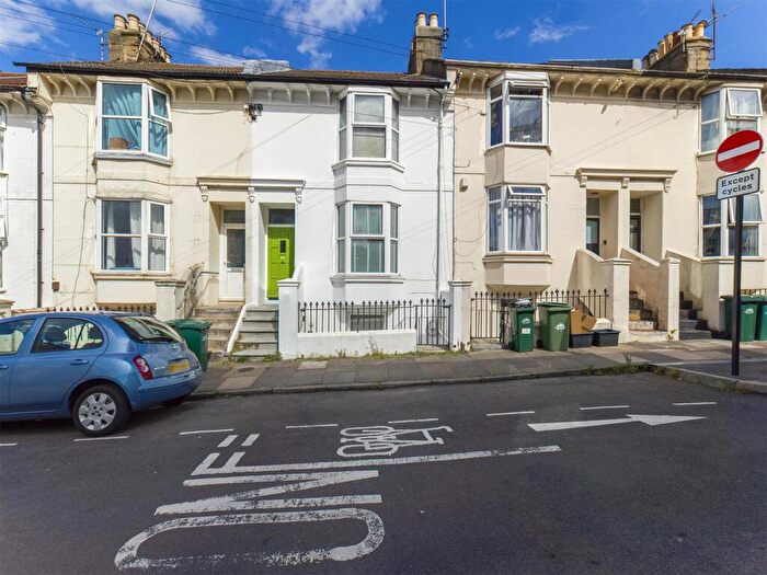 2 Bedroom Flat To Rent In Pevensey Road, Brighton, East Sussex, BN2