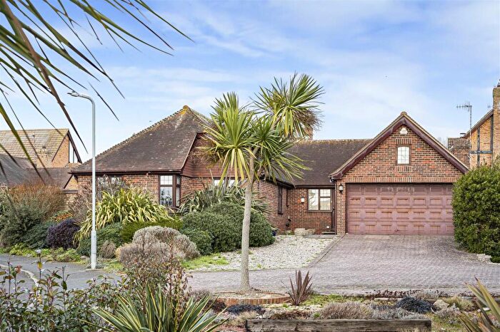 4 Bedroom Detached Bungalow For Sale In Hazeldene, Seaford, BN25
