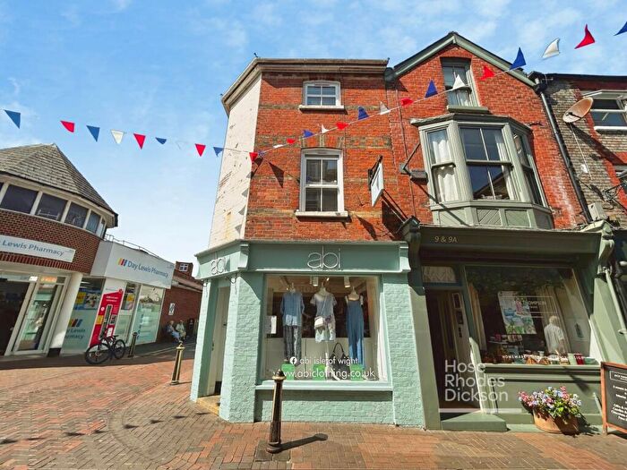 2 Bedroom Maisonette For Sale In High Street, Cowes, Isle Of Wight, PO31