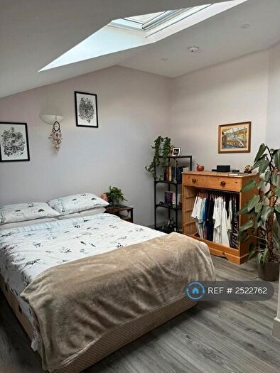 1 Bedroom Flat To Rent In Cube House, Stoke Mandeville, Aylesbury, HP22