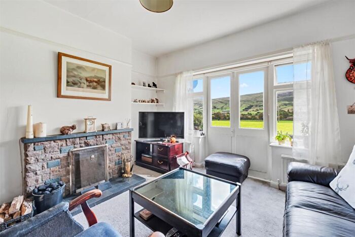 2 Bedroom Detached Bungalow For Sale In Edale, Hope Valley, S33