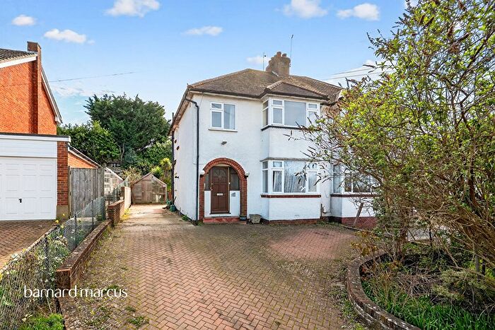 3 Bedroom Semi Detached House For Sale In Grosvenor Road, Epsom, KT18