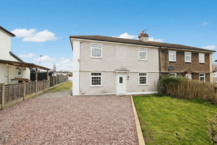3 Bedroom Semi-Detached House For Sale In Ainsworth Road, Weaverham, CW8
