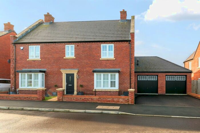 5 Bedroom Detached House For Sale In Reynolds Mead, Cheddington, Leighton Buzzard, LU7