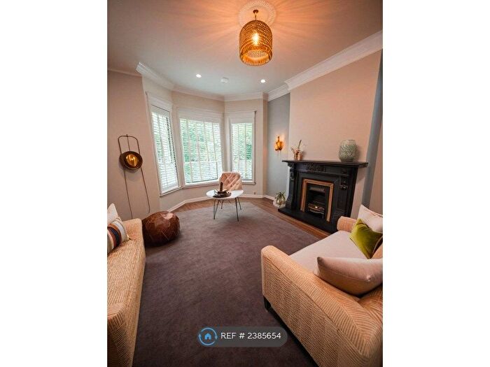 1 Bedroom Flat To Rent In Windsor Road, Levenshulme, Manchester, M19