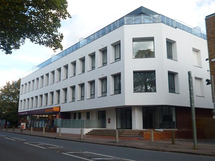 1 Bedroom Flat To Rent In Deacons House High Road, Broxbourne, EN10