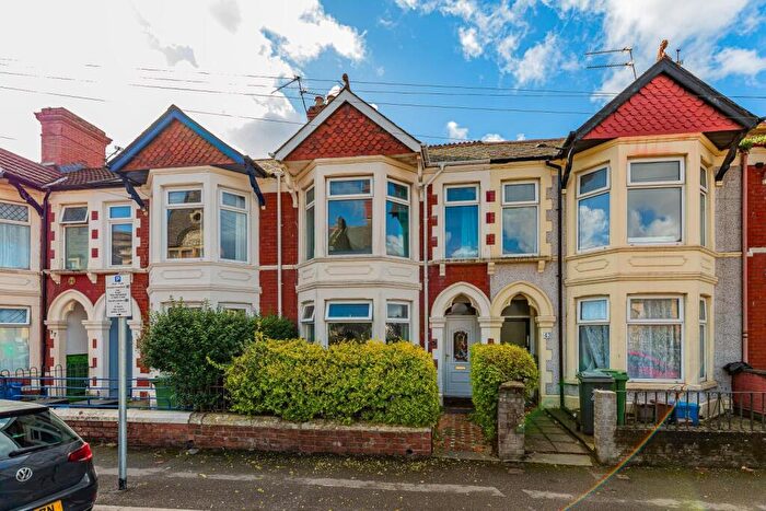 3 Bedroom Terraced House For Sale In Llanishen Street, Cardiff, CF14