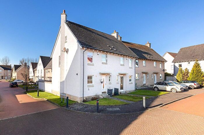 3 Bedroom Semi Detached House For Sale In Acre View, Bo'ness, EH51