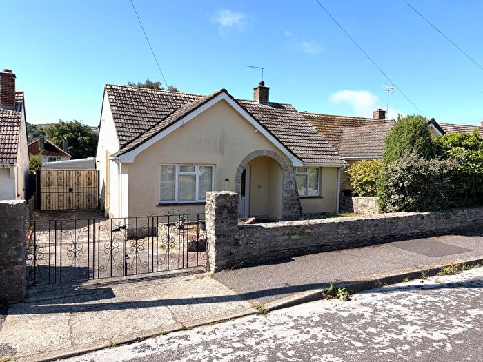 2 Bedroom Detached Bungalow For Sale In Prospect Crescent, Swanage, Dorset, BH19