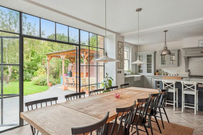 5 Bedroom End Of Terrace House To Rent In Haliburton Road, Twickenham, TW1