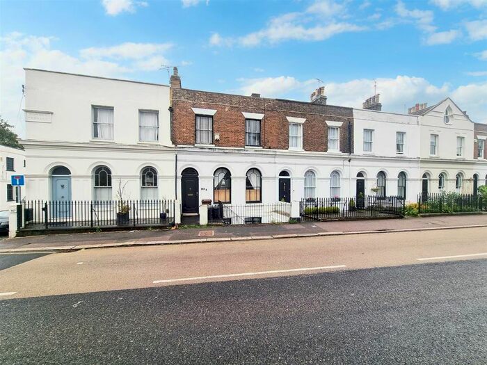 5 Bedroom Property To Rent In Maidstone Road, Rochester, ME1