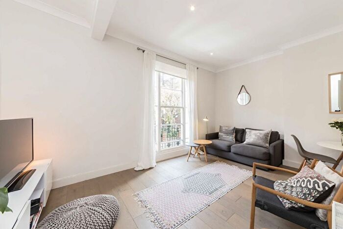 1 Bedroom Flat To Rent In Aylesford Street, London, SW1V