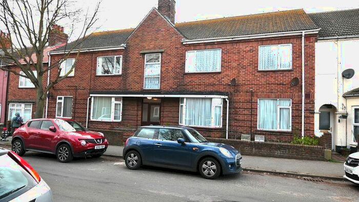 2 Bedroom Flat To Rent In Ipswich Road, Lowestoft, NR32