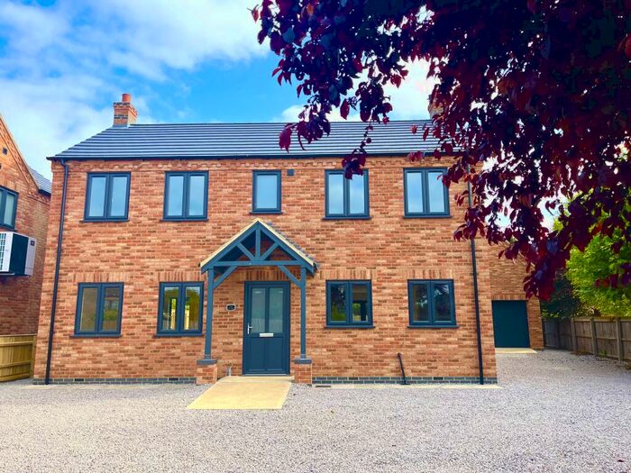 4 Bedroom House To Rent In Bunkers Hill, Wisbech St. Mary, Wisbech, PE13