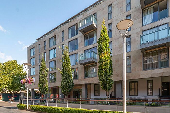 Studio For Sale In Gatliff Road, Pimlico, London, SW1W