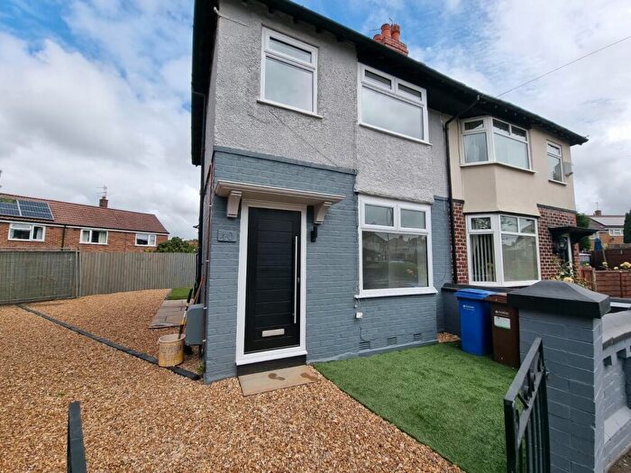 3 Bedroom Semi-Detached House To Rent In Manor Road, SK5