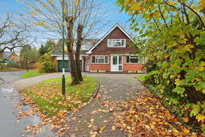 4 Bedroom Detached House For Sale In Knowle Wood Road, Dorridge, Solihull, B93