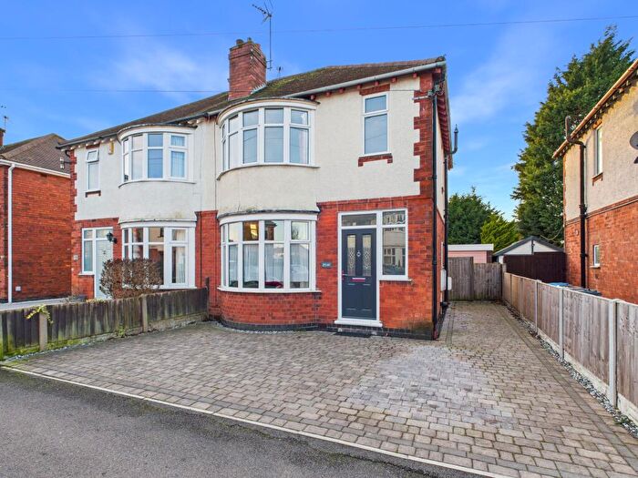 3 Bedroom Semi Detached House For Sale In Carlton Drive, Shelton Lock, DE24