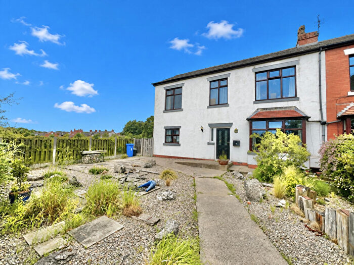 4 Bedroom End Of Terrace House For Sale In Plantation Avenue, Knott End On Sea, FY6