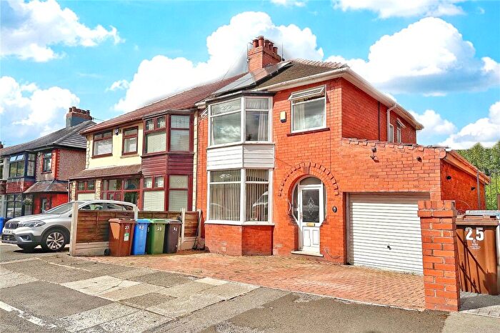 3 Bedroom Semi-Detached House For Sale In Woodlands Road, Ashton-under-Lyne, Greater Manchester, OL6
