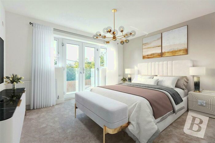 4 Bedroom Detached House For Sale In Sloane Mews, Prospect Road, Hornchurch, RM11