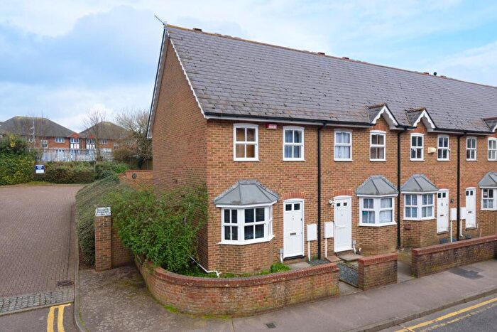 3 Bedroom End Of Terrace House For Sale In Henry Court, Gordon Road, CT1