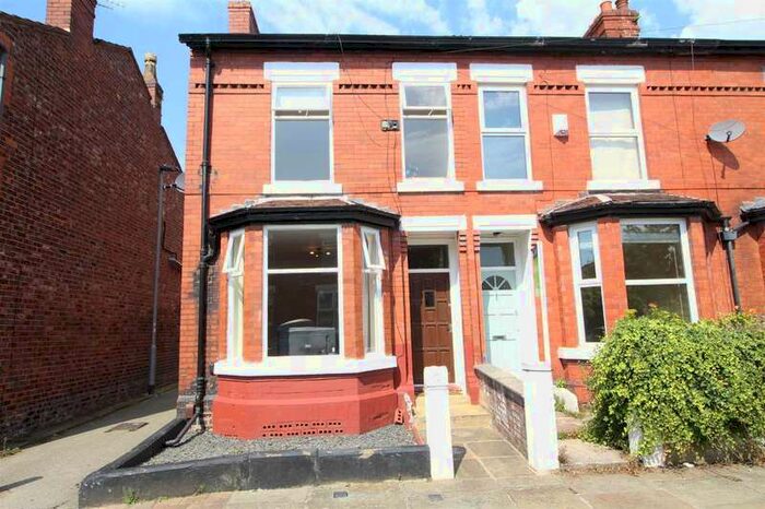 3 Bedroom End Of Terrace House To Rent In Vicars Road, Chorlton Green, M21