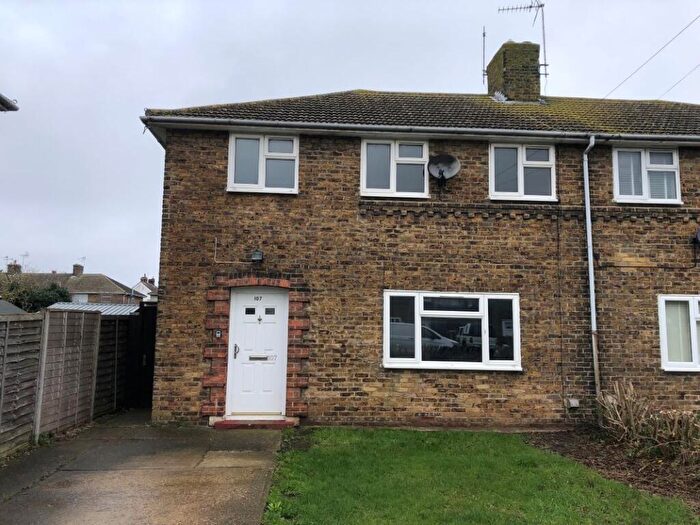 3 Bedroom Semi Detached House For Sale In Victoria Street, Sheerness, Kent, ME12