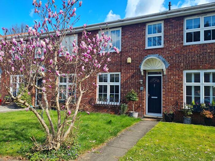 3 Bedroom Terraced House For Sale In Spencers Lane, Cookham - No Chain, SL6