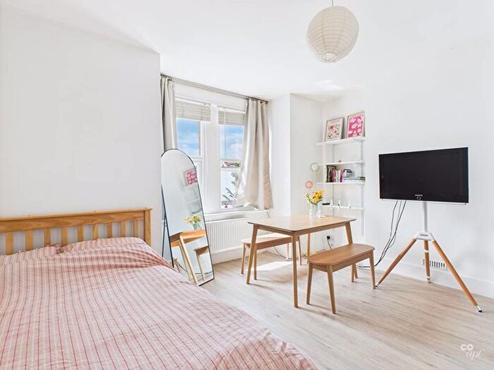 1 Bedroom Property To Rent In Elm Grove, Brighton, BN2