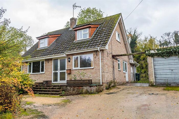 3 Bedroom Detached House For Sale In Fairways, Back Lane, Monks Eleigh, IP7