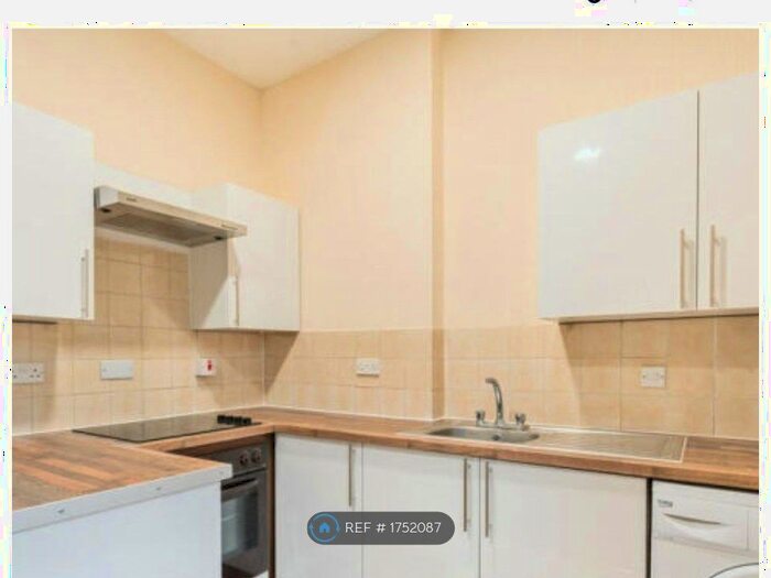 Studio To Rent In Moreton Road, South Croydon, CR2