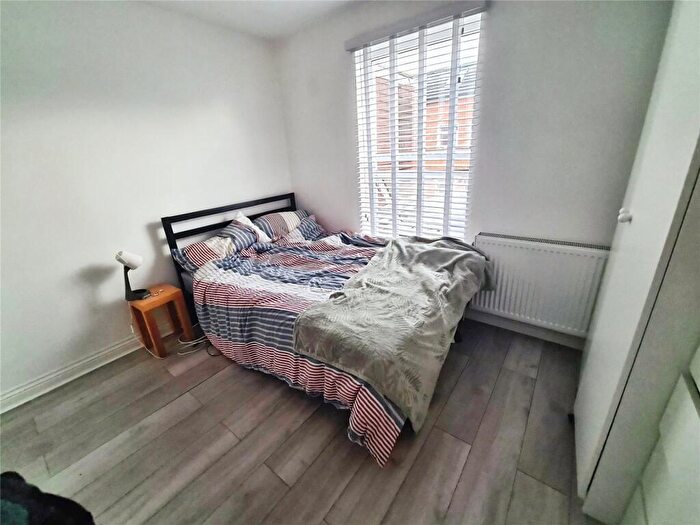 4 Bedroom End Of Terrace House To Rent In Castle Street, Southampton, Hampshire, SO14