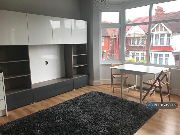 1 Bedroom Flat To Rent In Hindes Road, Harrow, HA1