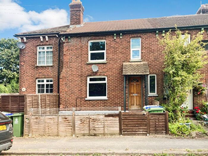 3 Bedroom Terraced House For Sale In Upper Ruxley Cottages, Maidstone Road, Sidcup, Kent, DA14