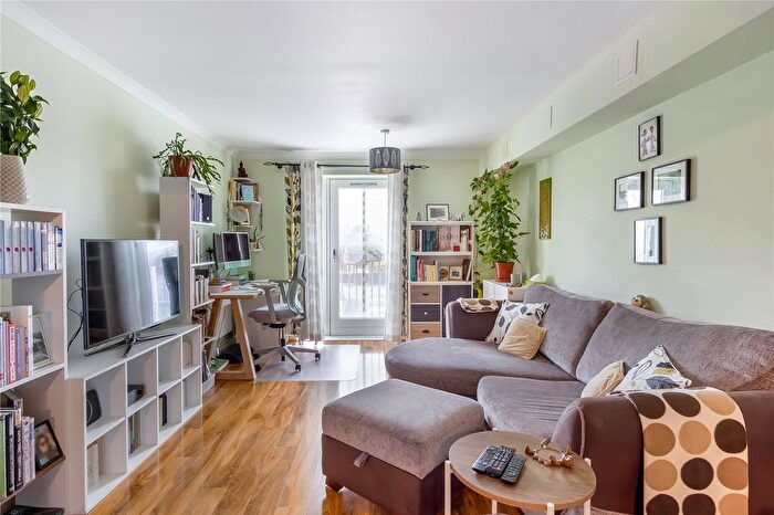 1 Bedroom Flat For Sale In Academia Way, London, N17