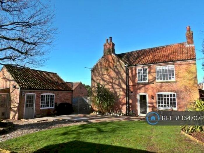 4 Bedroom Detached House To Rent In College Street, East Bridgford, Nottingham, NG13